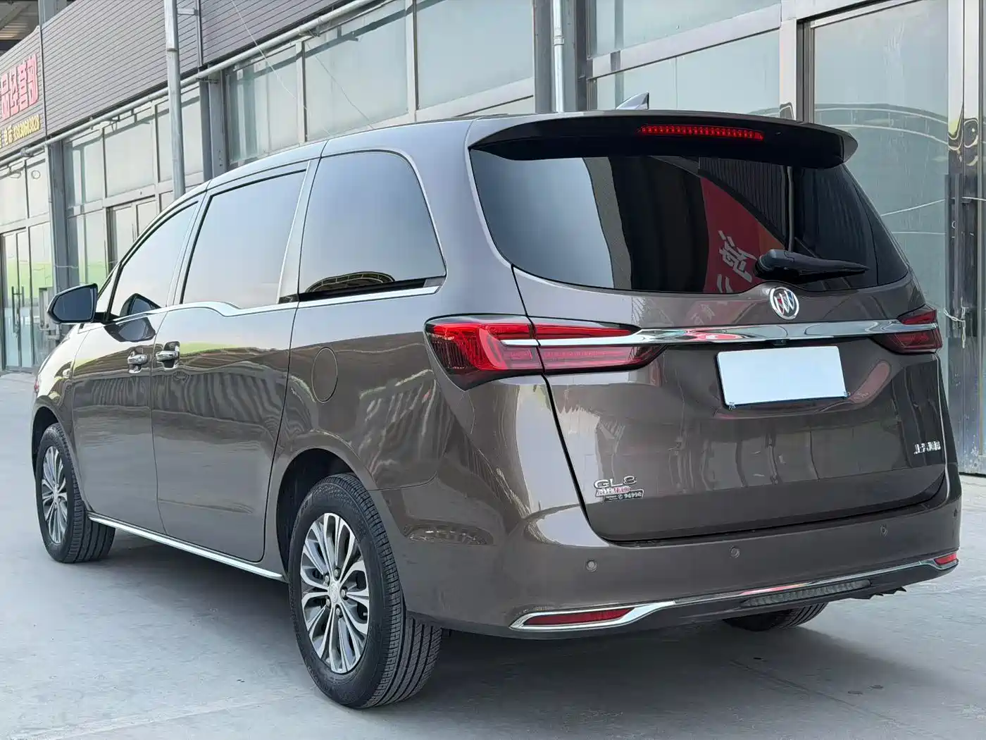 Buick GL8 2023 Land Business Class 652T Luxury фото 4