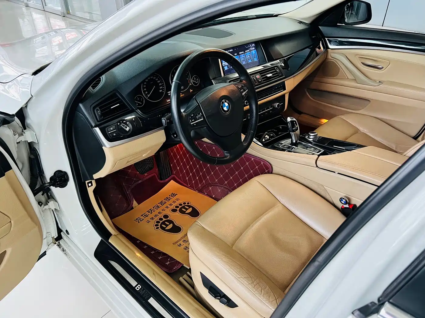 BMW 5 Series 2013 520Li Elegance фото 21