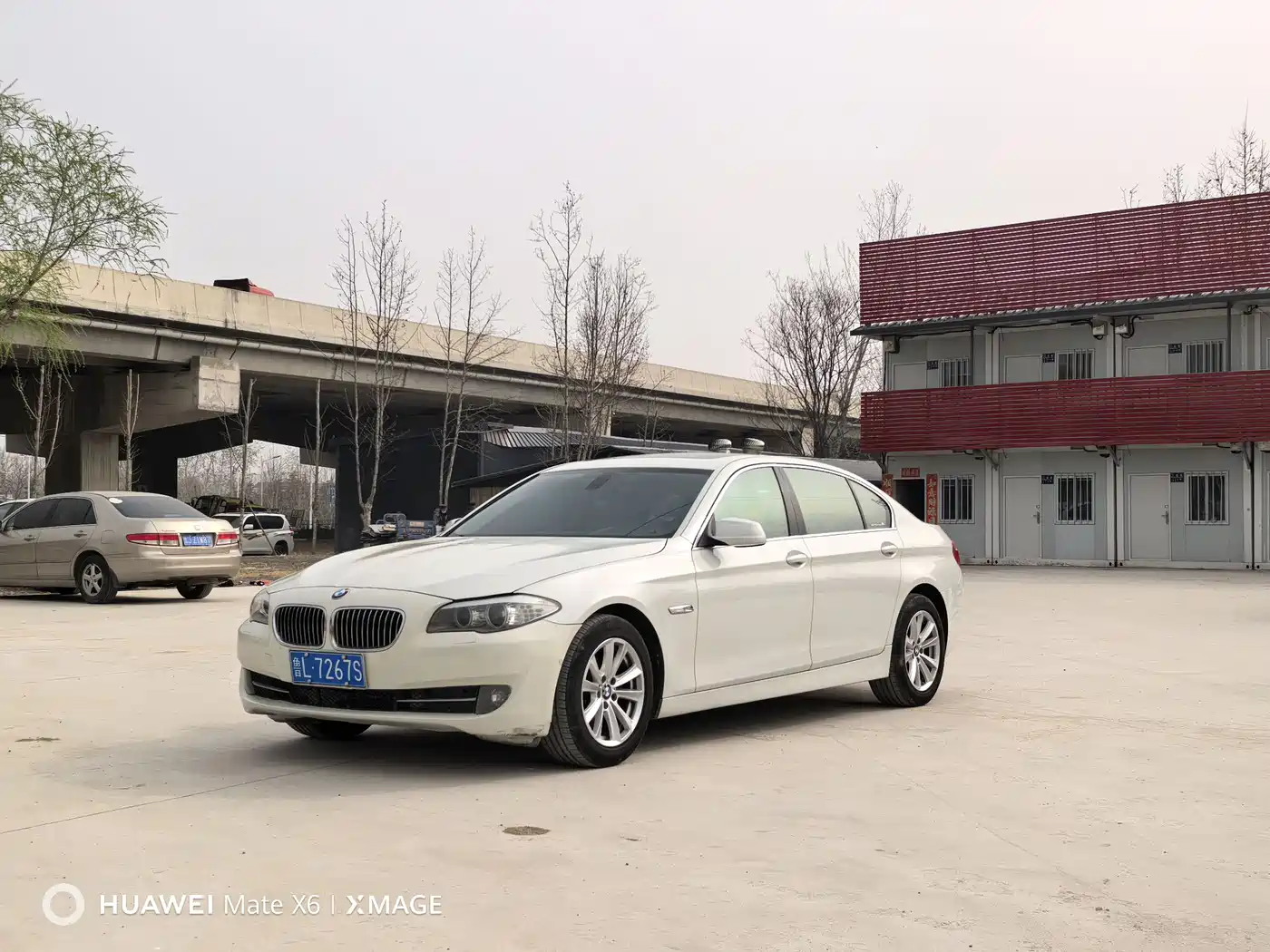 BMW 5 Series 2011 523Li Luxury