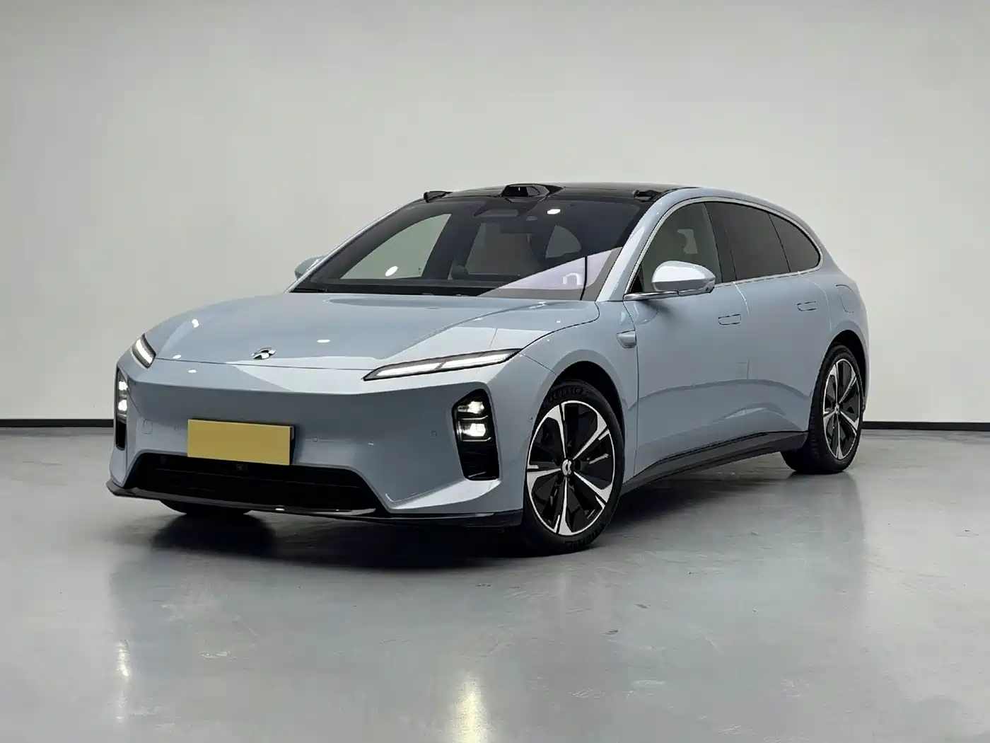  NIO NIO ET5T 2025 75kWh Touring