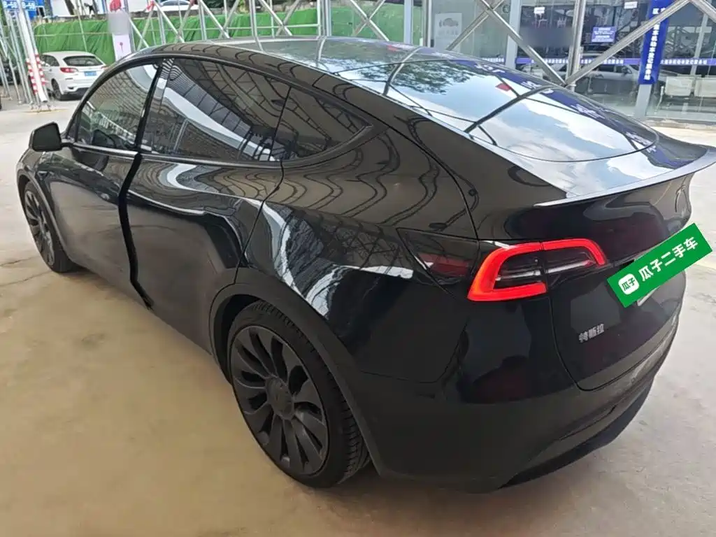 Фото 5 - Tesla Model Y