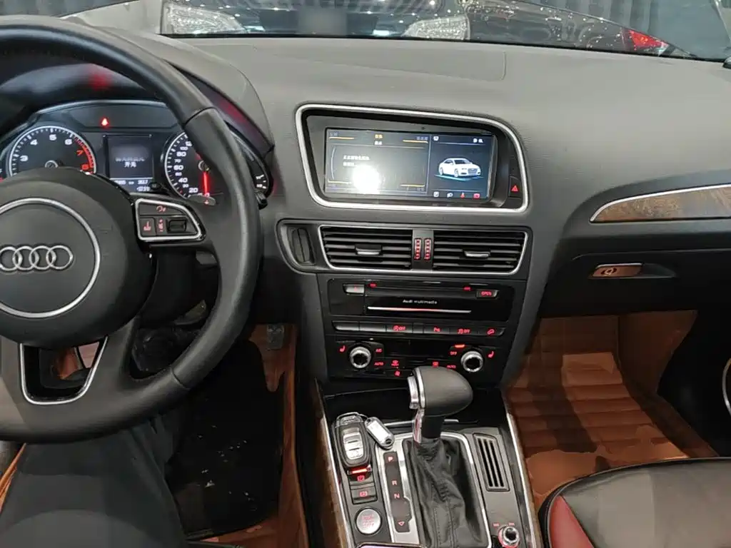 Audi Q5 2018 2017 Plus 40 TFSI Comfort