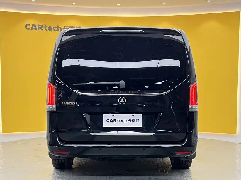 Mercedes-Benz V-Class 2025 2024 V 300 L Long Wheelbase Premium