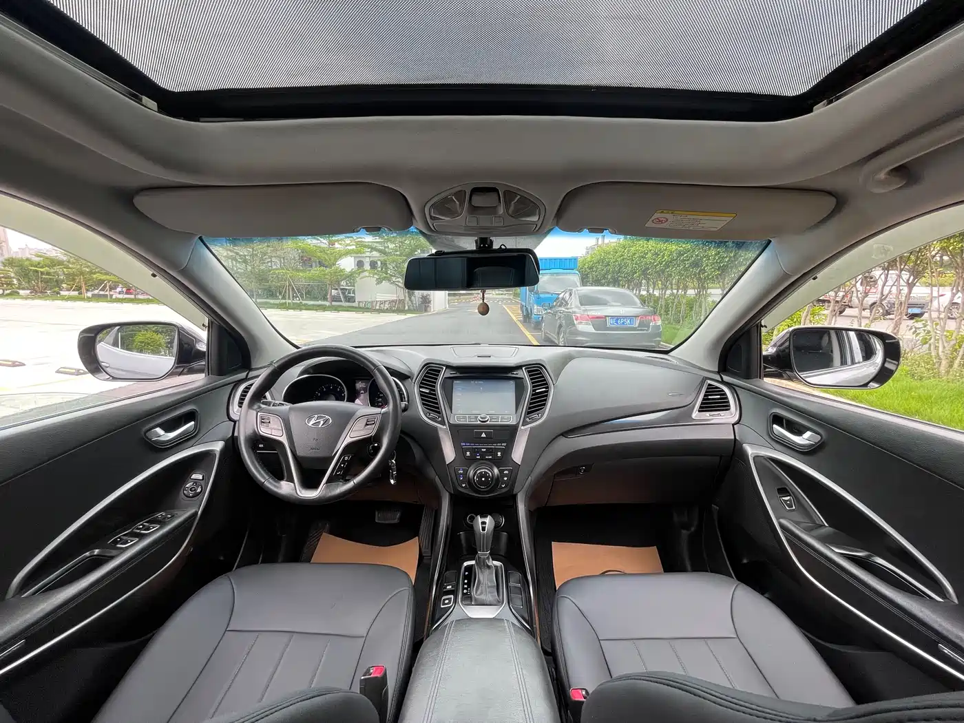 Hyundai Santa Fe 2013 Model 2.4L Automatic 2WD Comfort фото 11