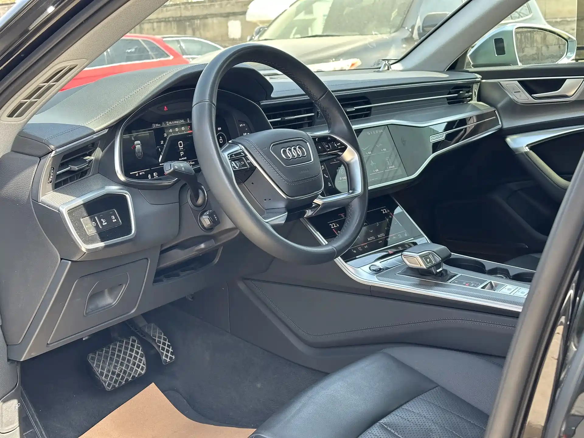 Фото 10 - Audi A6 (Import)