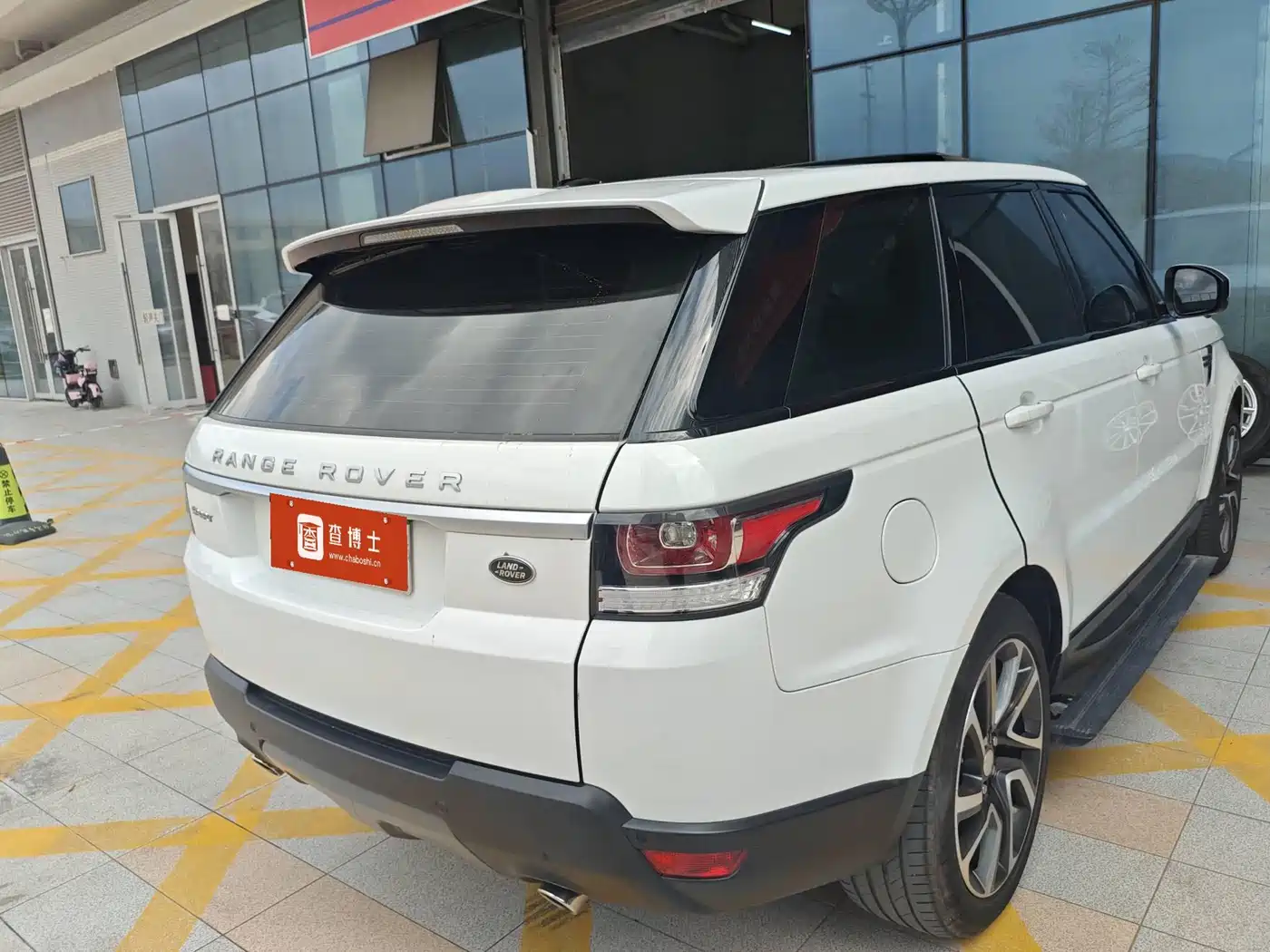 Land Rover Range Rover Sport фото 3