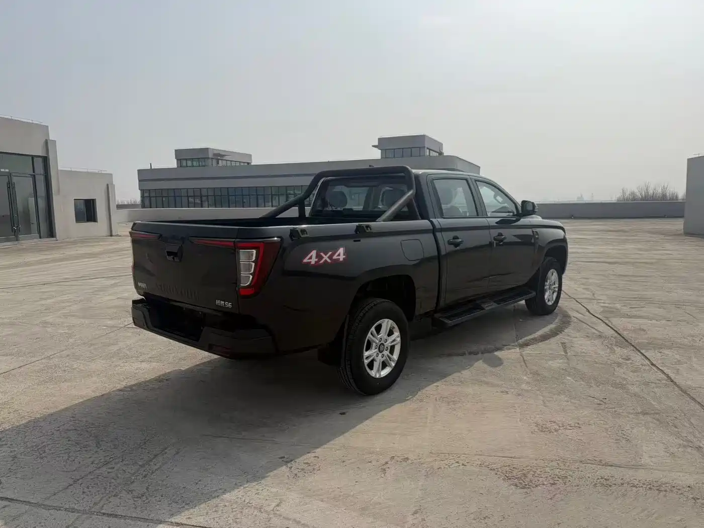 Sinotruk Bosheng 2026 2024 Commercial 2.0T Manual Diesel 4WD Long Wheelbase Youth Edition