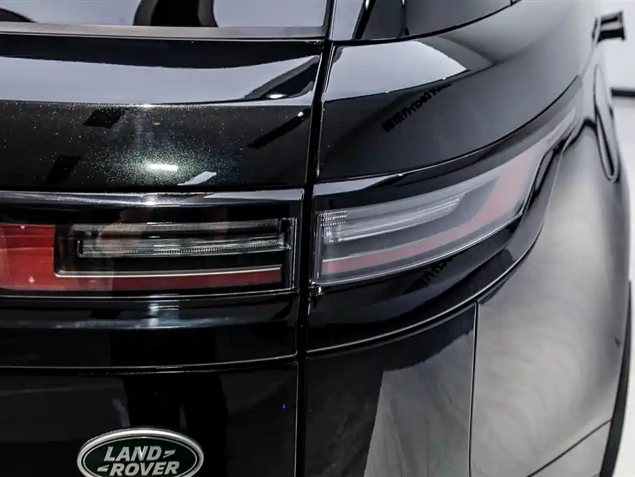 Land Rover Range Rover Velar 2024 Dynamic SE фото 26