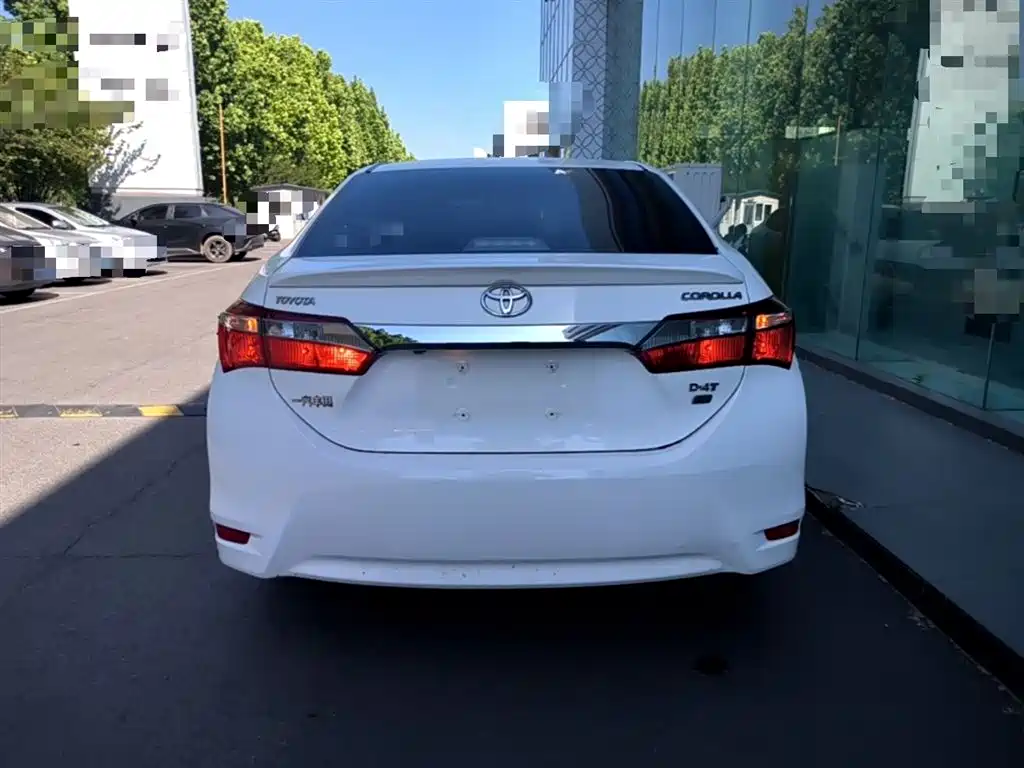 Toyota Corolla 2017 Facelift 1.2T S-CVT GL-i фото 6