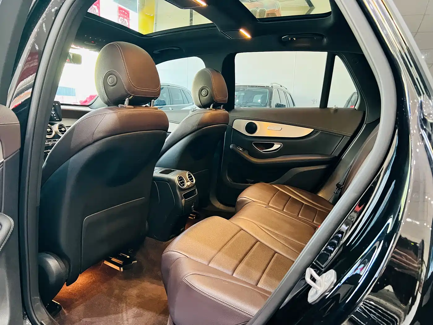 Mercedes-Benz GLC 2020 Facelift GLC 260 L 4MATIC Dynamic фото 5