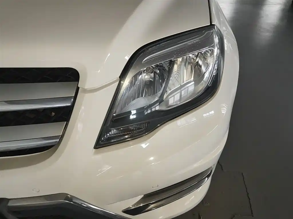 Mercedes-Benz GLK-Class 2015 GLK 260 4MATIC Dynamic Ultimate Edition фото 24