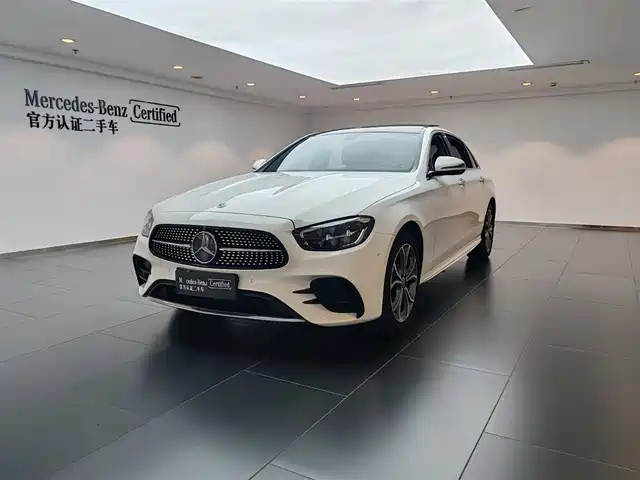 Mercedes-Benz E-Class 2023