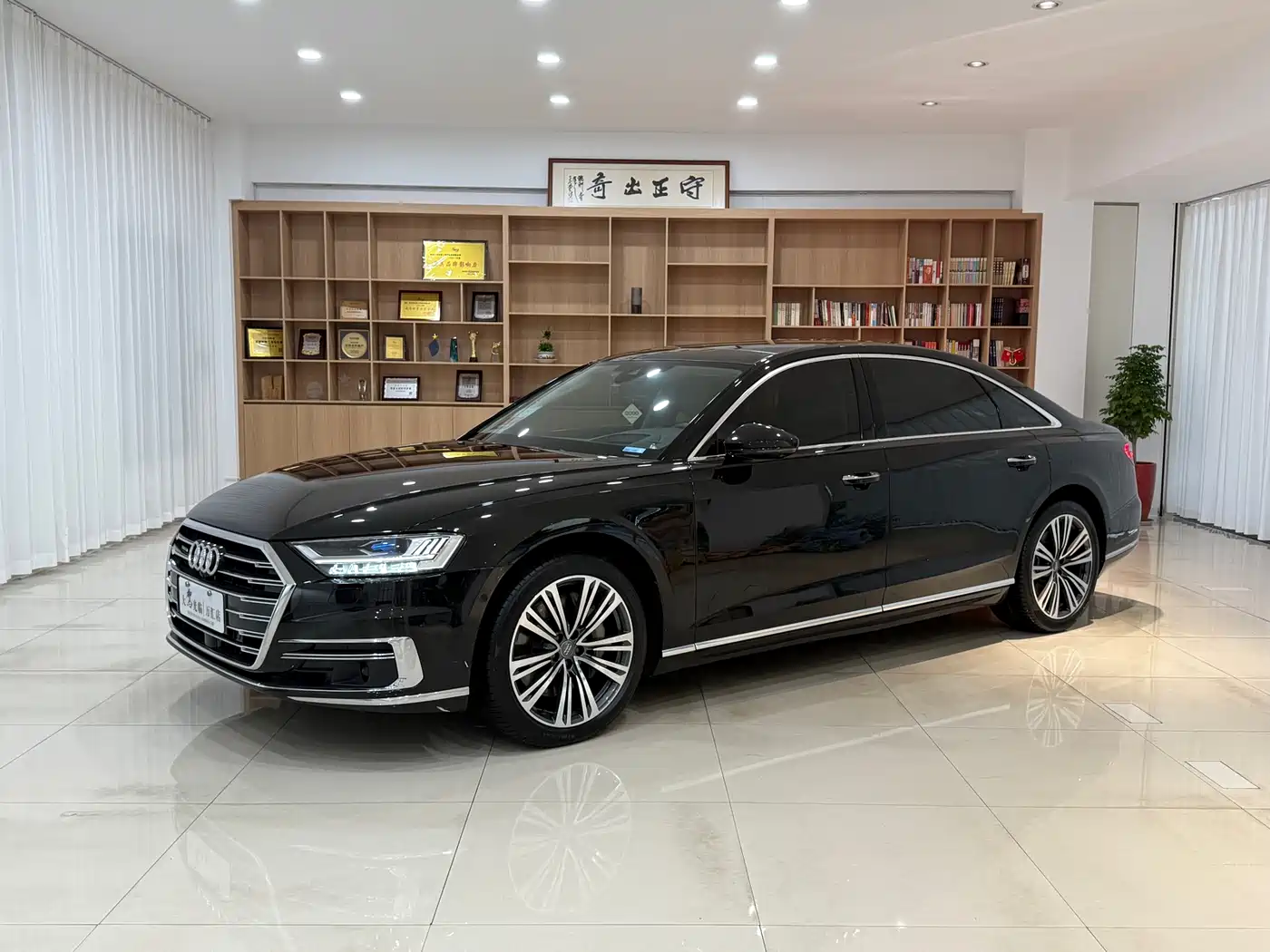 Audi A8 2021 A8L 55 TFSI quattro Premium