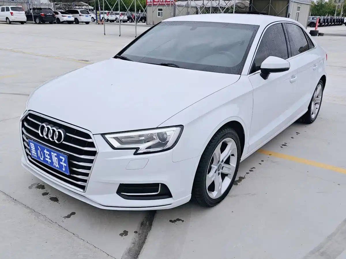 Audi A3 2020 Facelift Limousine 35 TFSI Progressive (China VI)