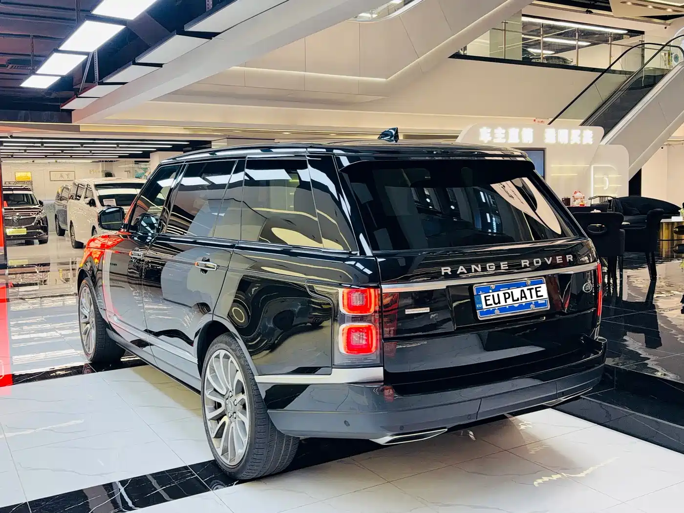 LAND ROVER RANGE ROVER