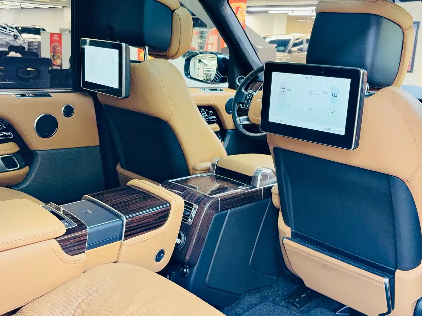 LAND ROVER RANGE ROVER