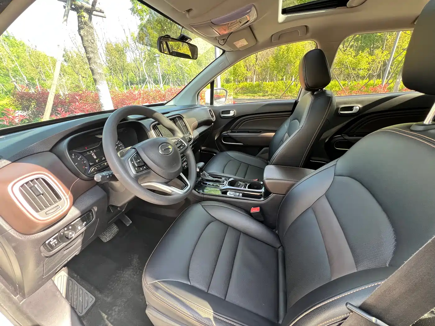 GAC Trumpchi Trumpchi GS3 2017 Model 200T Automatic Luxury Edition фото 7
