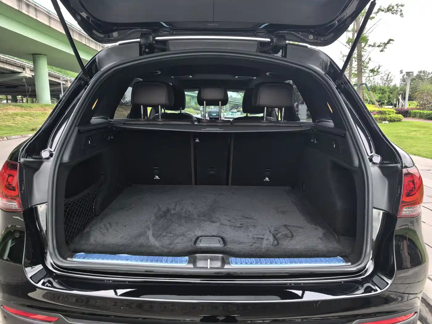 Mercedes-Benz GLC 2022 Facelift II GLC 260 L 4MATIC Sport Model фото 14