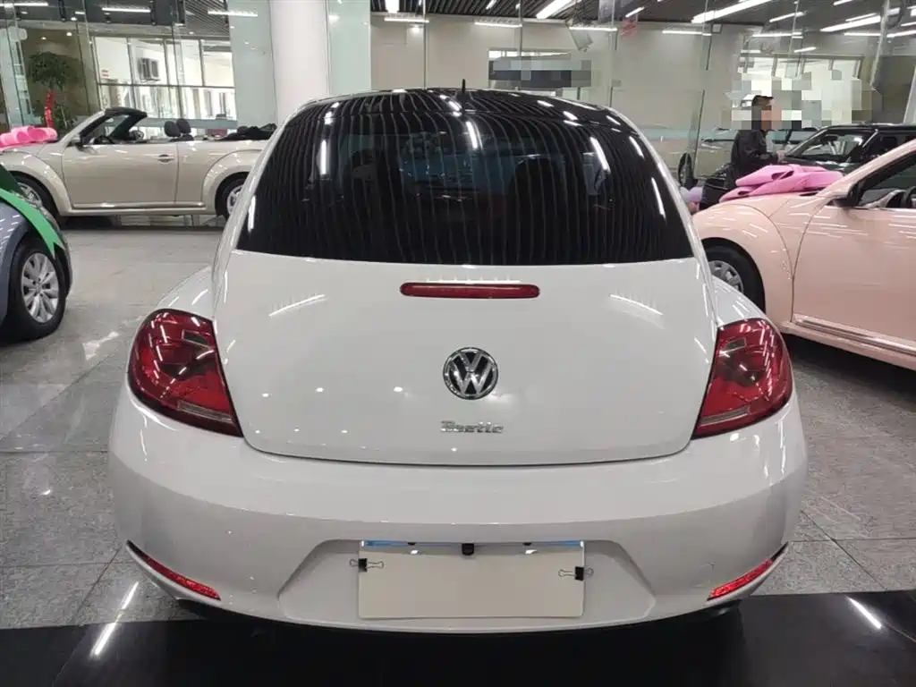 Volkswagen Beetle 2015 180TSI фото 6