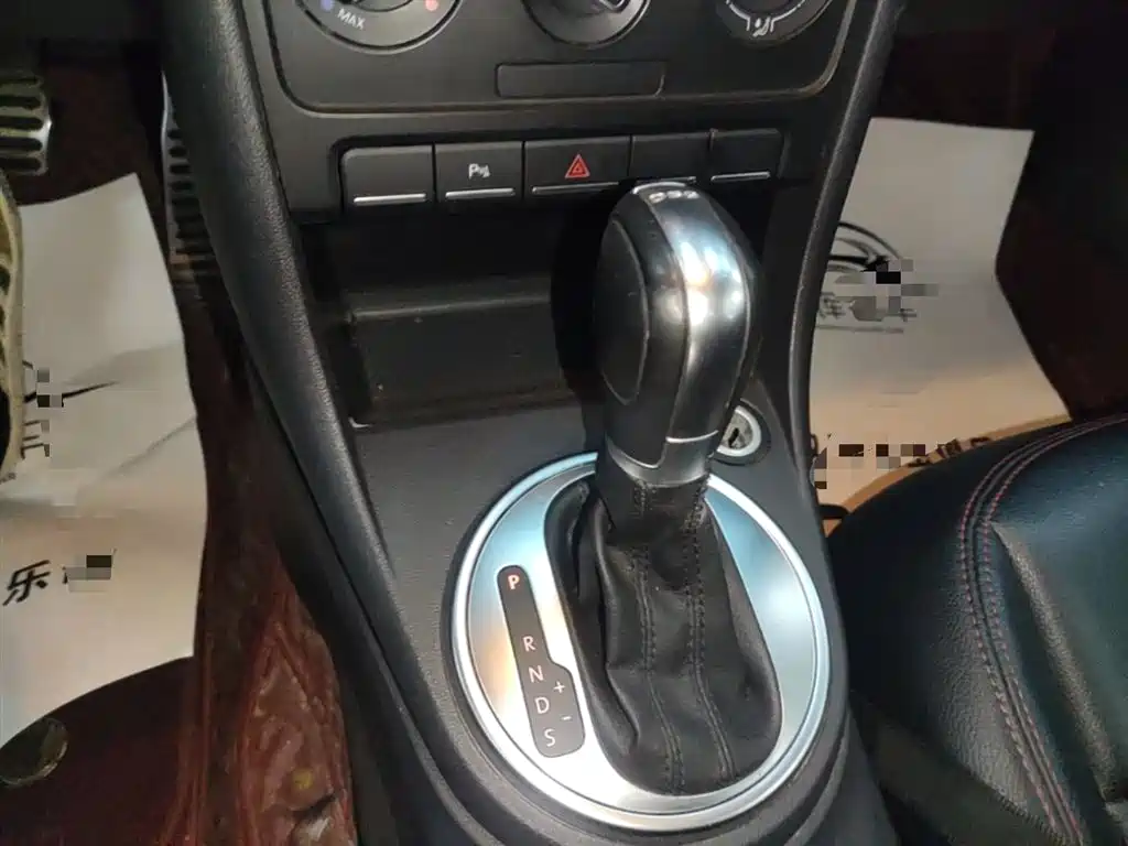 Volkswagen Beetle 2015 180TSI фото 14