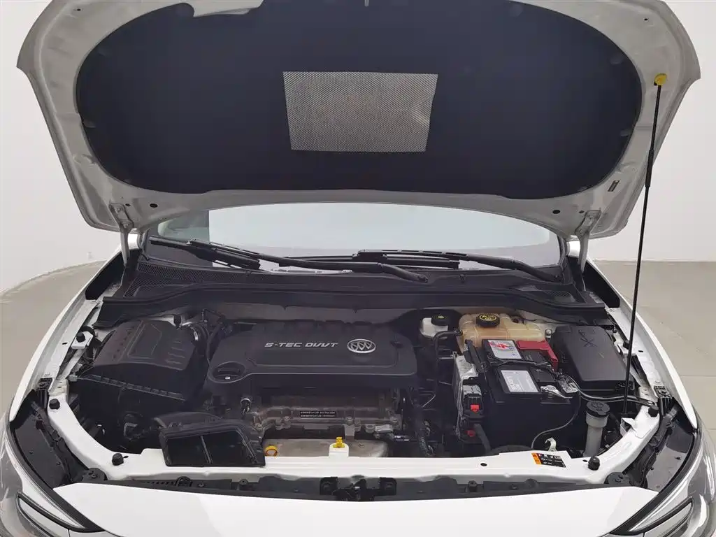 Buick Excelle 2021 Exemplar 1.5L Auto Elite фото 6