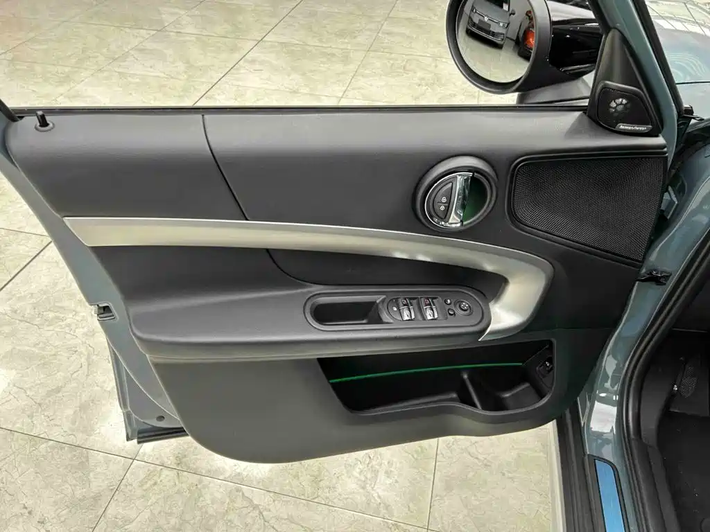 MINI COUNTRYMAN 2022 2022 1.5T COOPER ALL4 Connoisseur