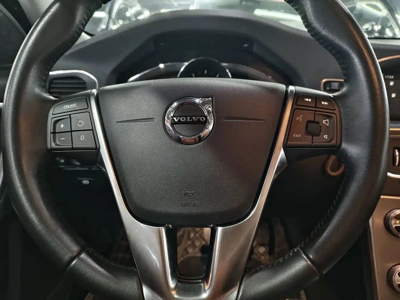 Photo 7 - Volvo S60
