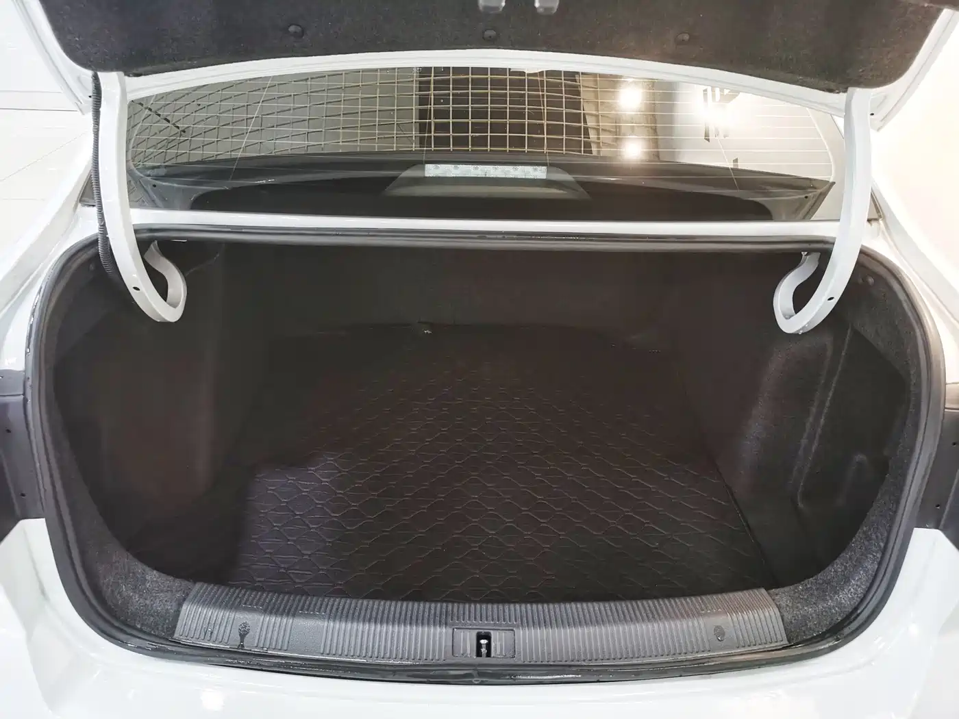 Volkswagen Bora 2019 Bora Legend 1.5L Manual Leading China VI фото 24