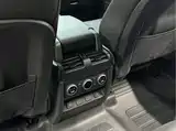 Photo 17 - Land Rover Defender