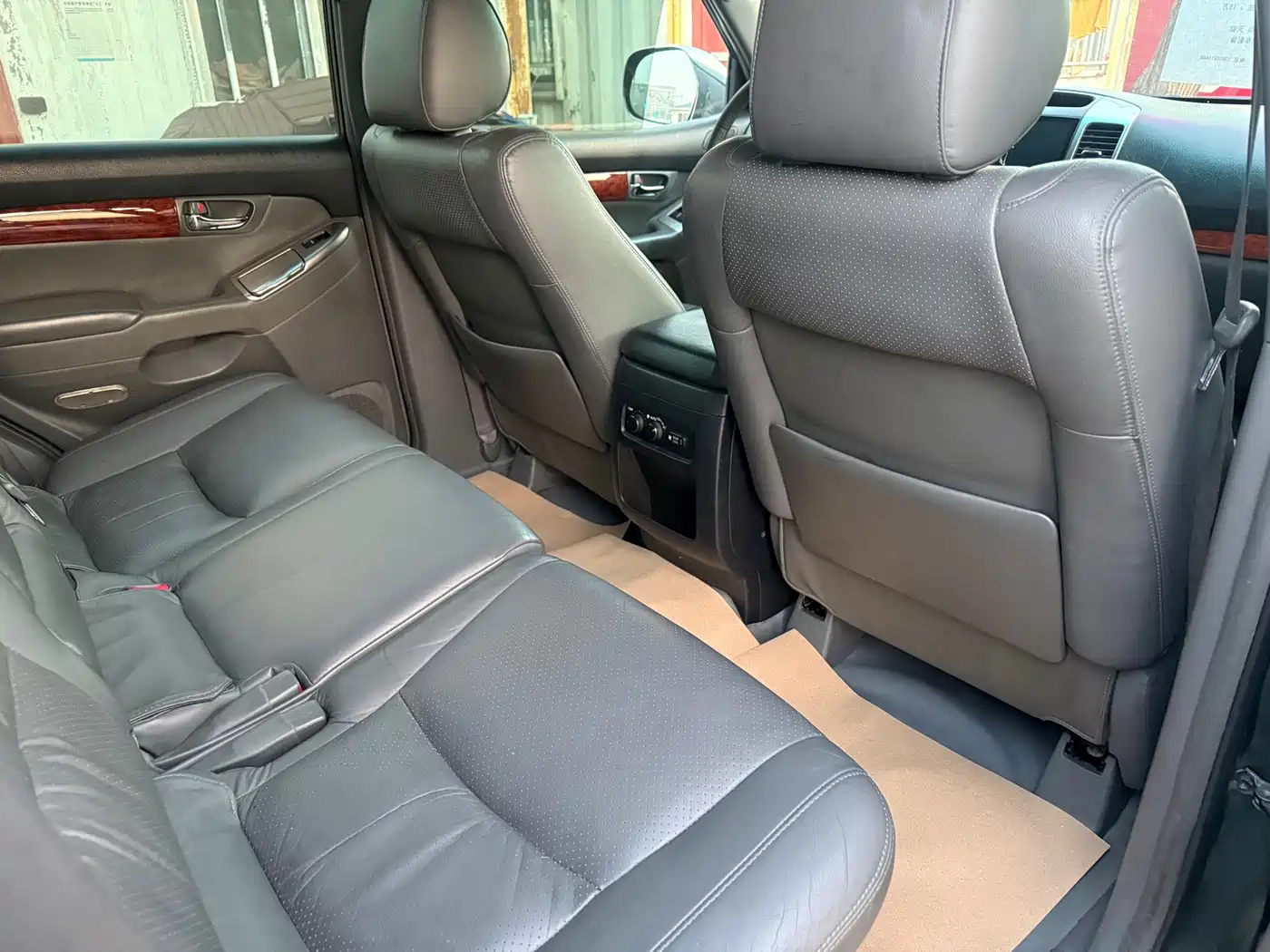 Toyota Prado фото 12