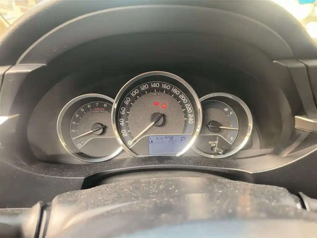 Toyota Levin 2016 1.6G CVT Elite Edition фото 4