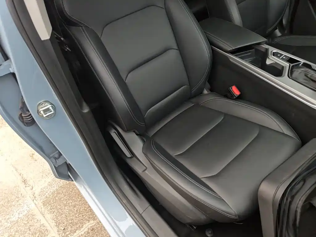 Geely Emgrand 2025 2025 4th Gen 1.5L CVT Premium