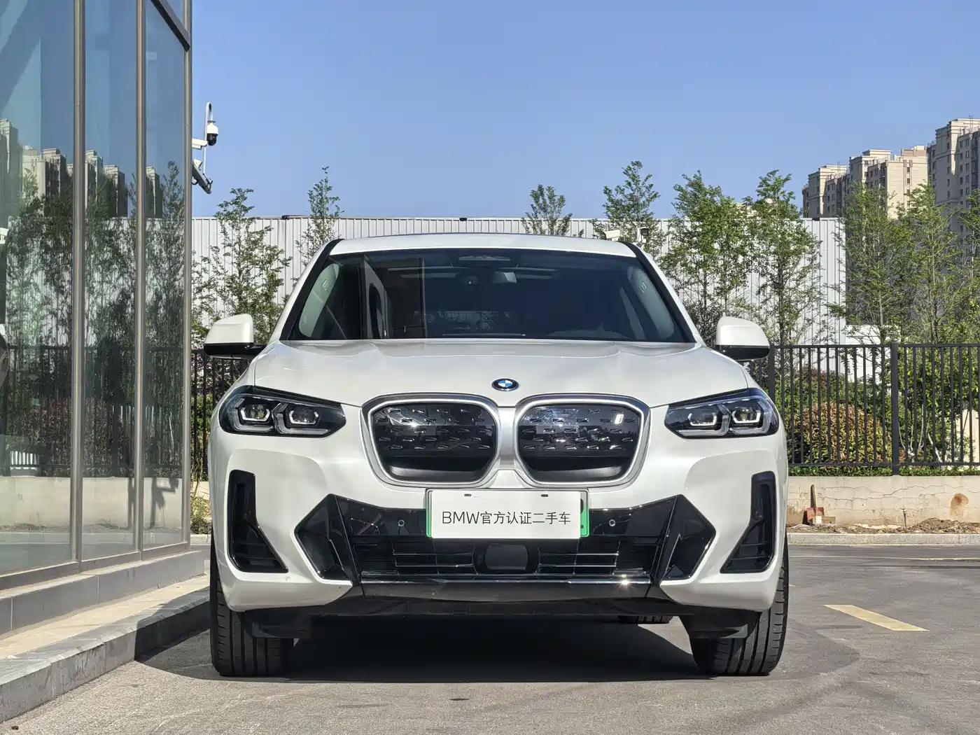 BMW IX3