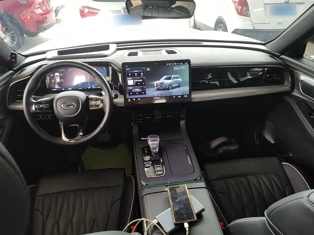 GAC Trumpchi Trumpchi GS8 2022 Hybrid Series 2.0TM 4WD Premium Edition (7-Seater) фото 10