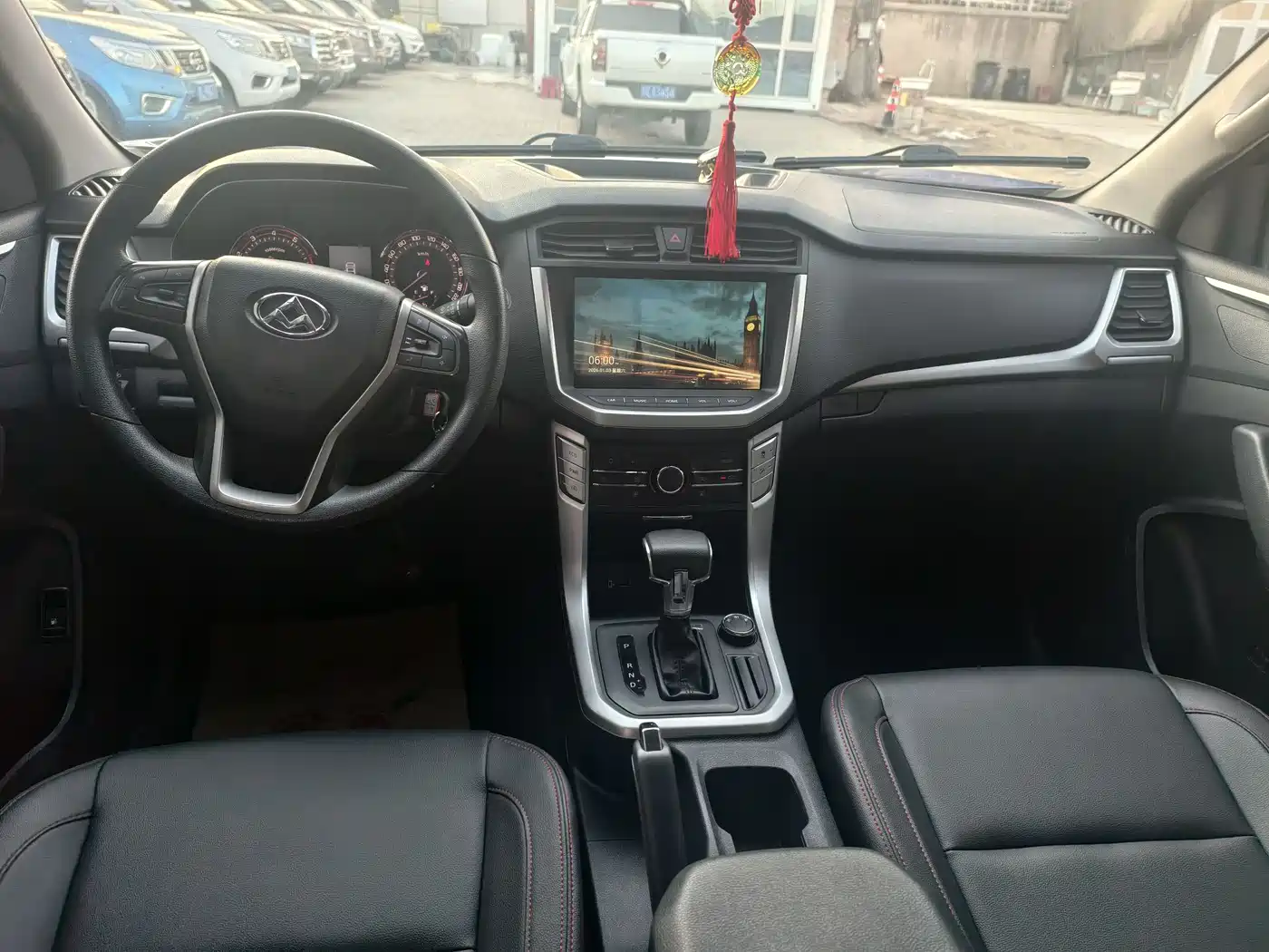 SAIC MAXUS CHASE T60