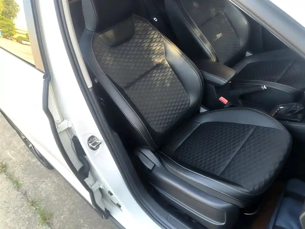 Škoda Kamiq 2018 1.5L Automatic Comfort Version China V фото 25