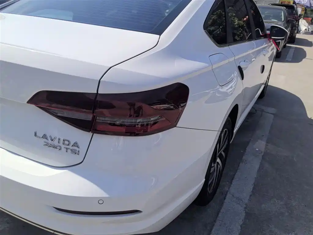Volkswagen Lavida 2022 280TSI DSG Comfort Edition фото 8