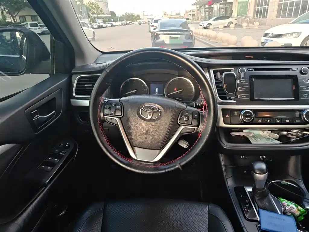 Toyota Highlander 2015 2.0T AWD Luxury Edition 7-seater фото 6