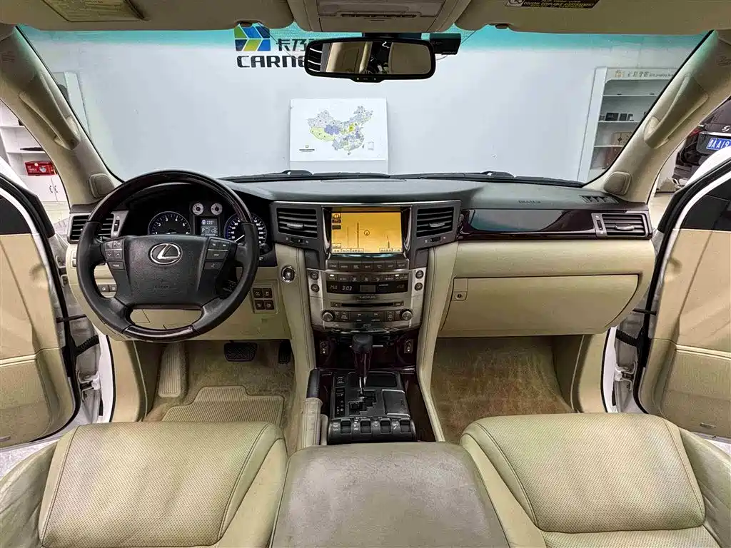 Lexus LX 2009 570 фото 9