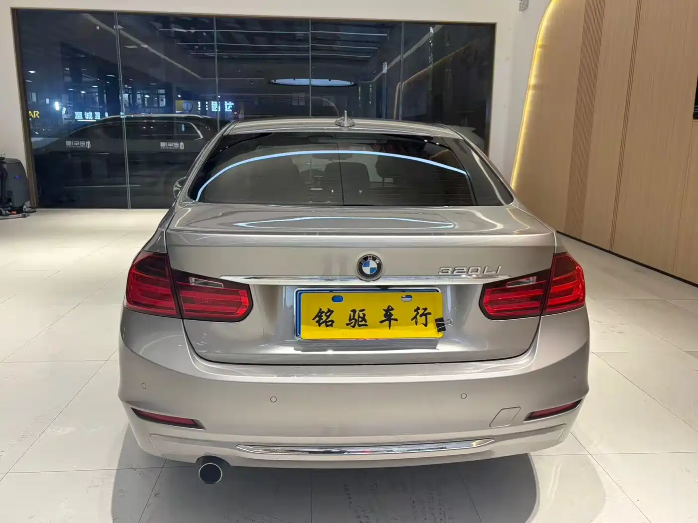 BMW 3 Series 2015 320Li Fashion фото 5