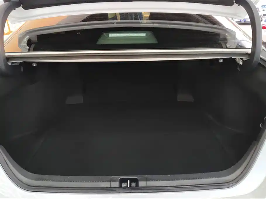 Toyota Camry 2019 Facelift 2.0G Luxury Edition фото 4