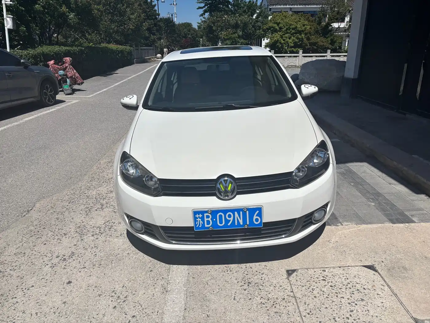 Volkswagen Golf 2010 1.4TSI Auto Comfort фото 2