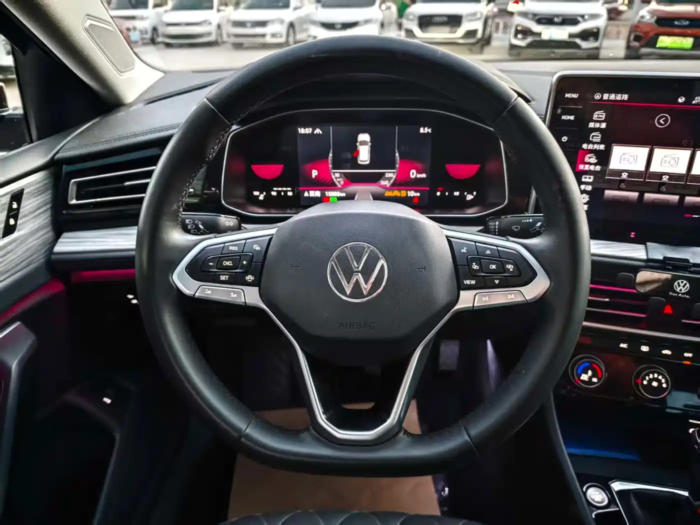 Volkswagen Sagitar 2023 300TSI DSG Surpassing Edition фото 11