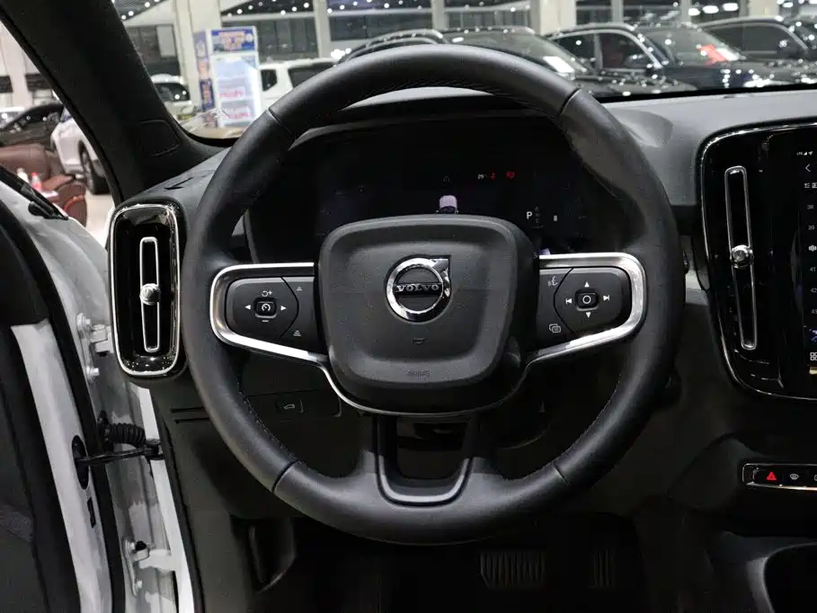 Volvo XC40 2024 2023 B3 Zhiyuan Sport Edition