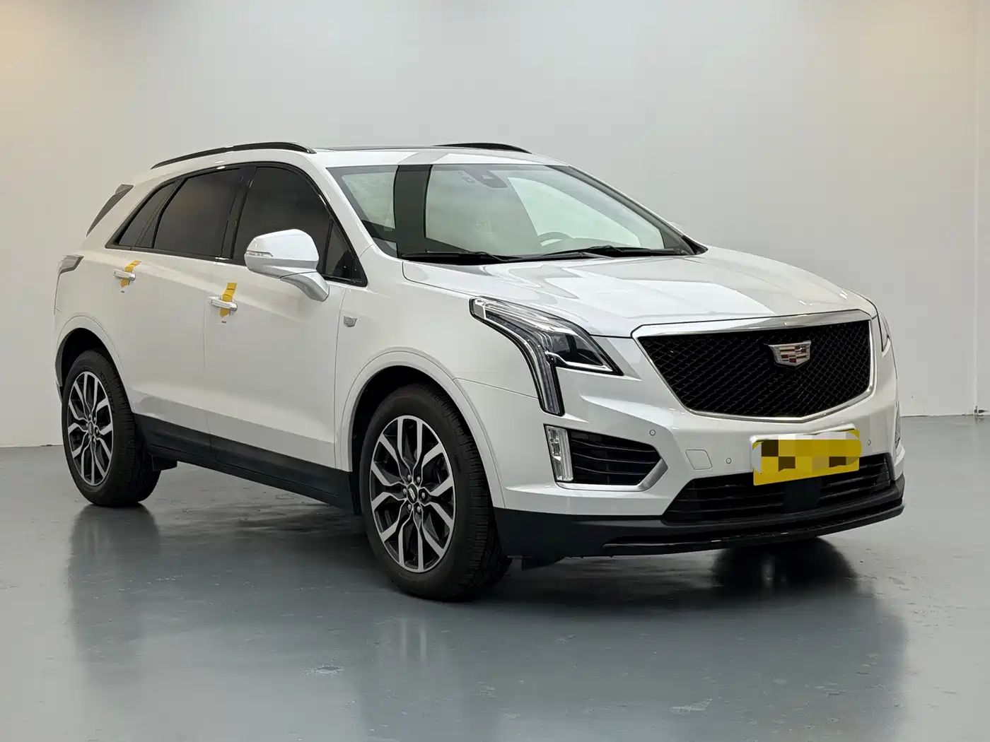Cadillac XT5 2023 Model 2.0T 4WD Premium (Ultimate Edition) фото 2