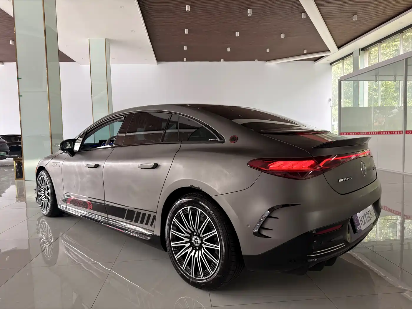 Mercedes-Benz EQE 2022 350 Pioneer Edition фото 18