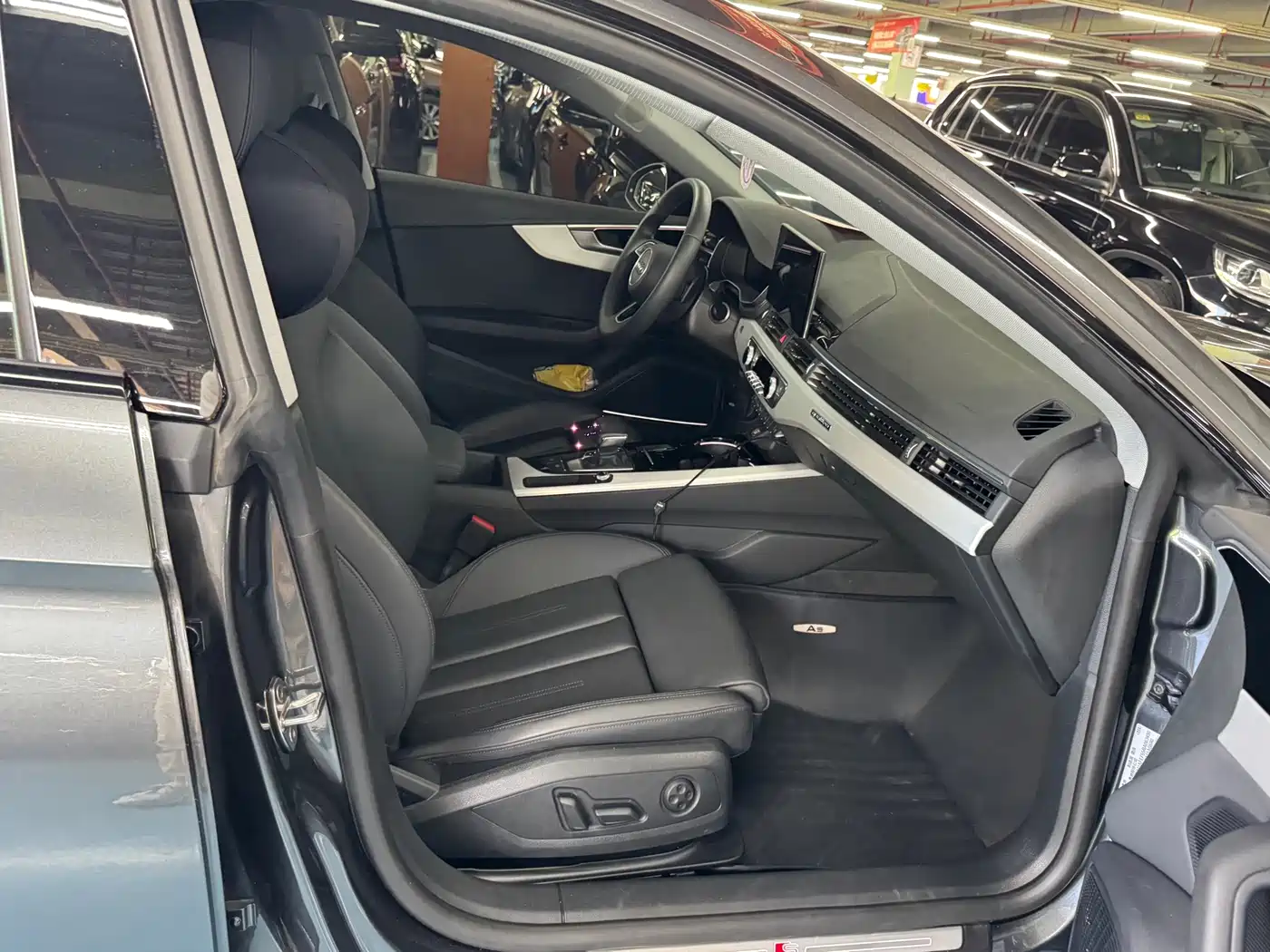 Audi A5 (Import) 2023 Sportback 40 TFSI quattro Luxury Dynamic фото 4