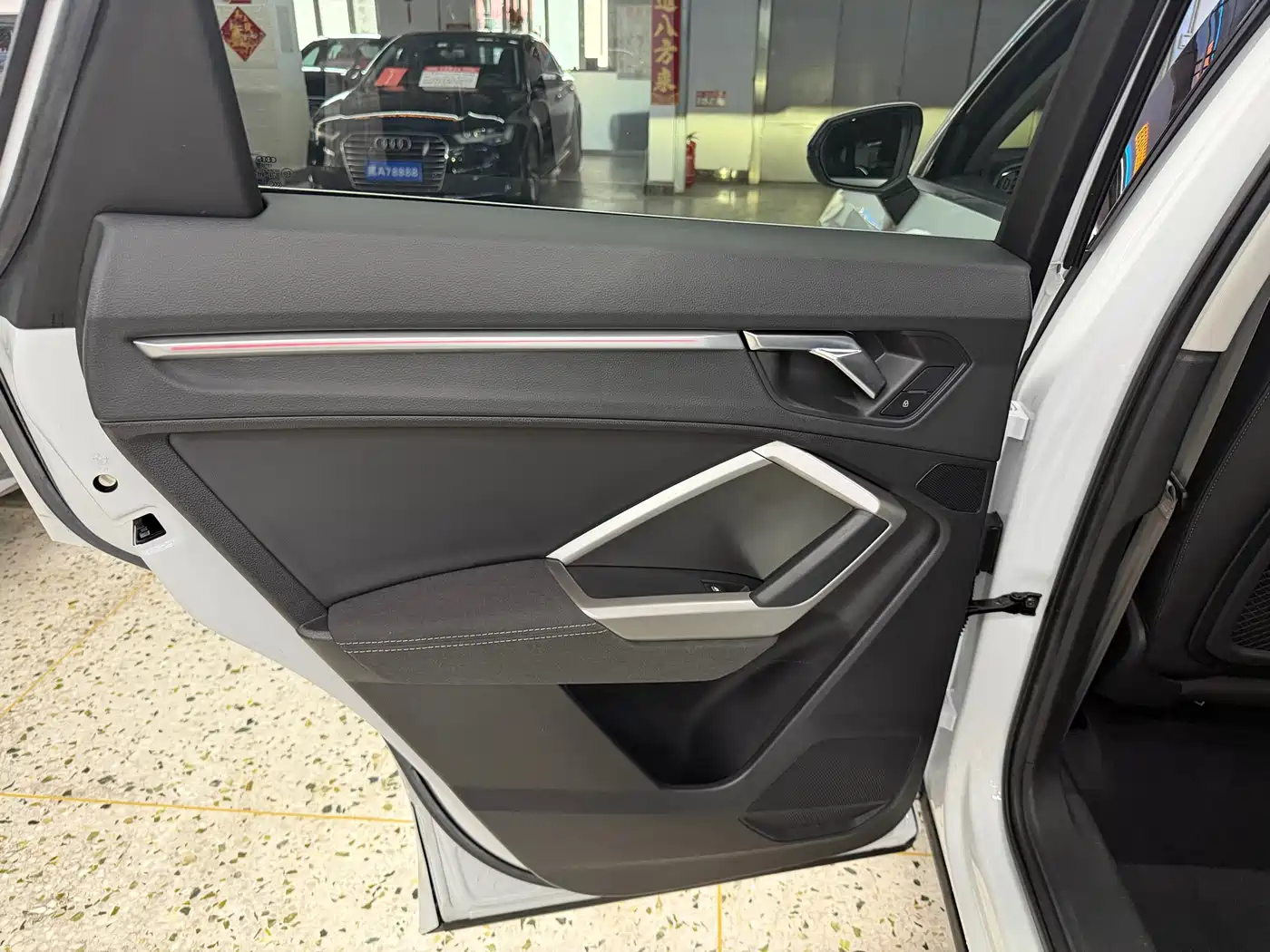 Audi Q3 2022 35 TFSI Fashion Dynamic фото 12
