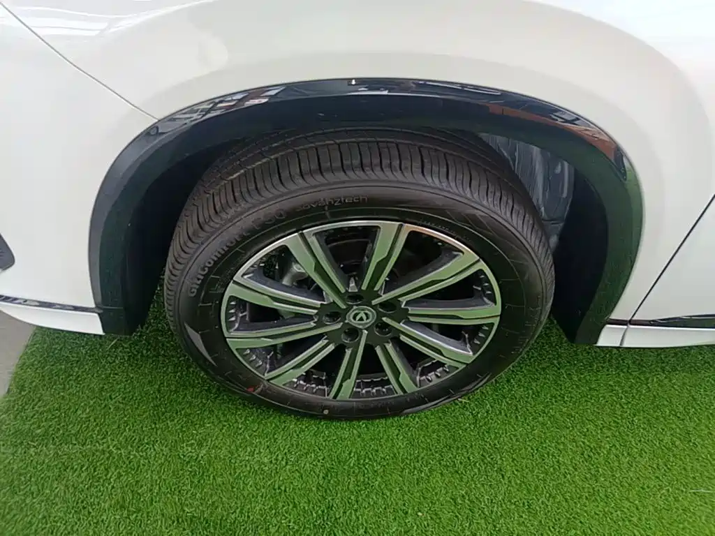 Фото 23 - Changan CS75 PLUS