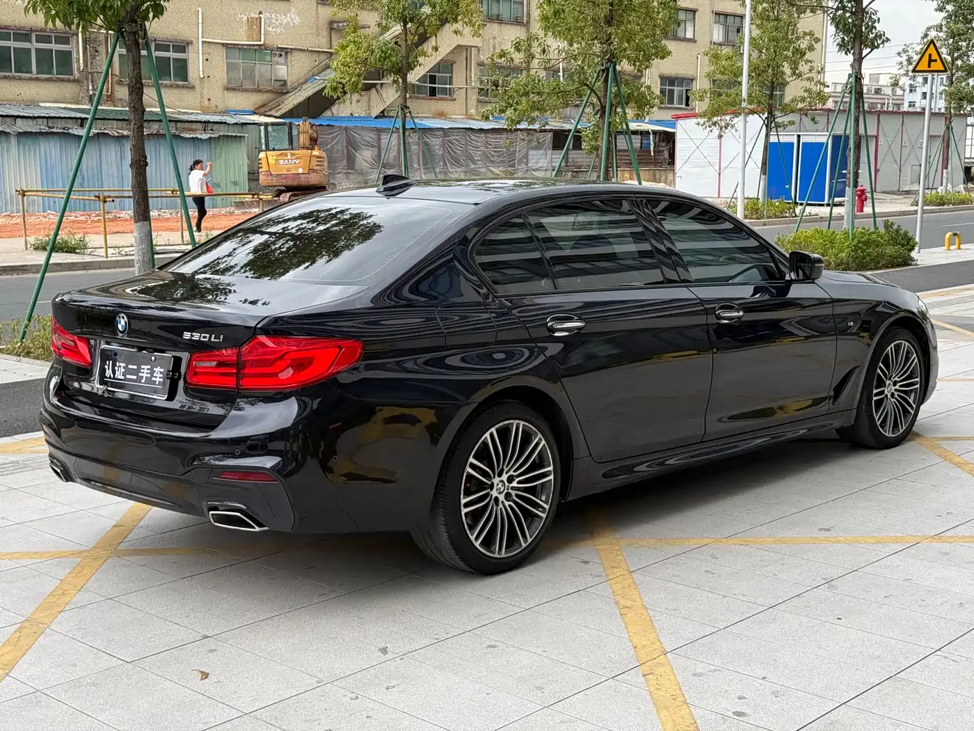 BMW 5 Series 2018 530Li Leading M Sport Package фото 15